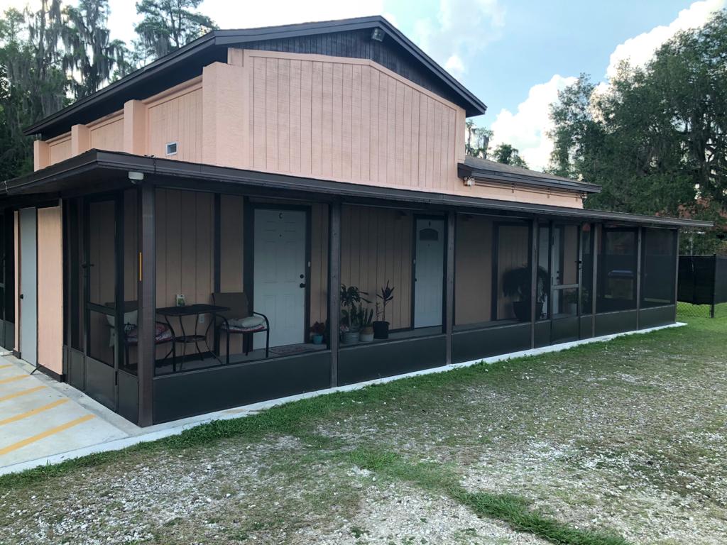 Screen Room Enclosures in Orlando, FL
